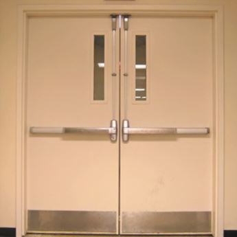 Brand beoordeelde metalen deur in exit locatie